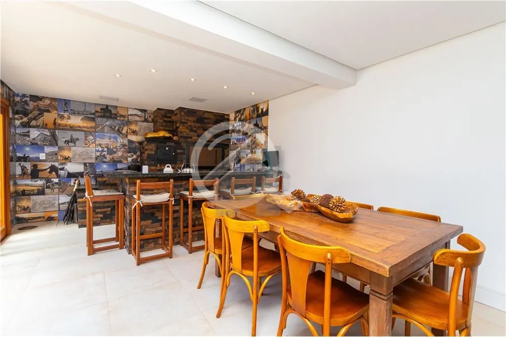 Imagem Esta linda casa de alto padrão é o lugar perfeito para aqueles que buscam conforto, funcionalidade...