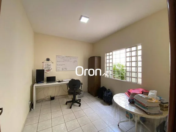 Imagem Casa com 4 dormitórios à venda, 188 m² por R$ 1.350.000,00 - Jardim América - Goiânia/GO