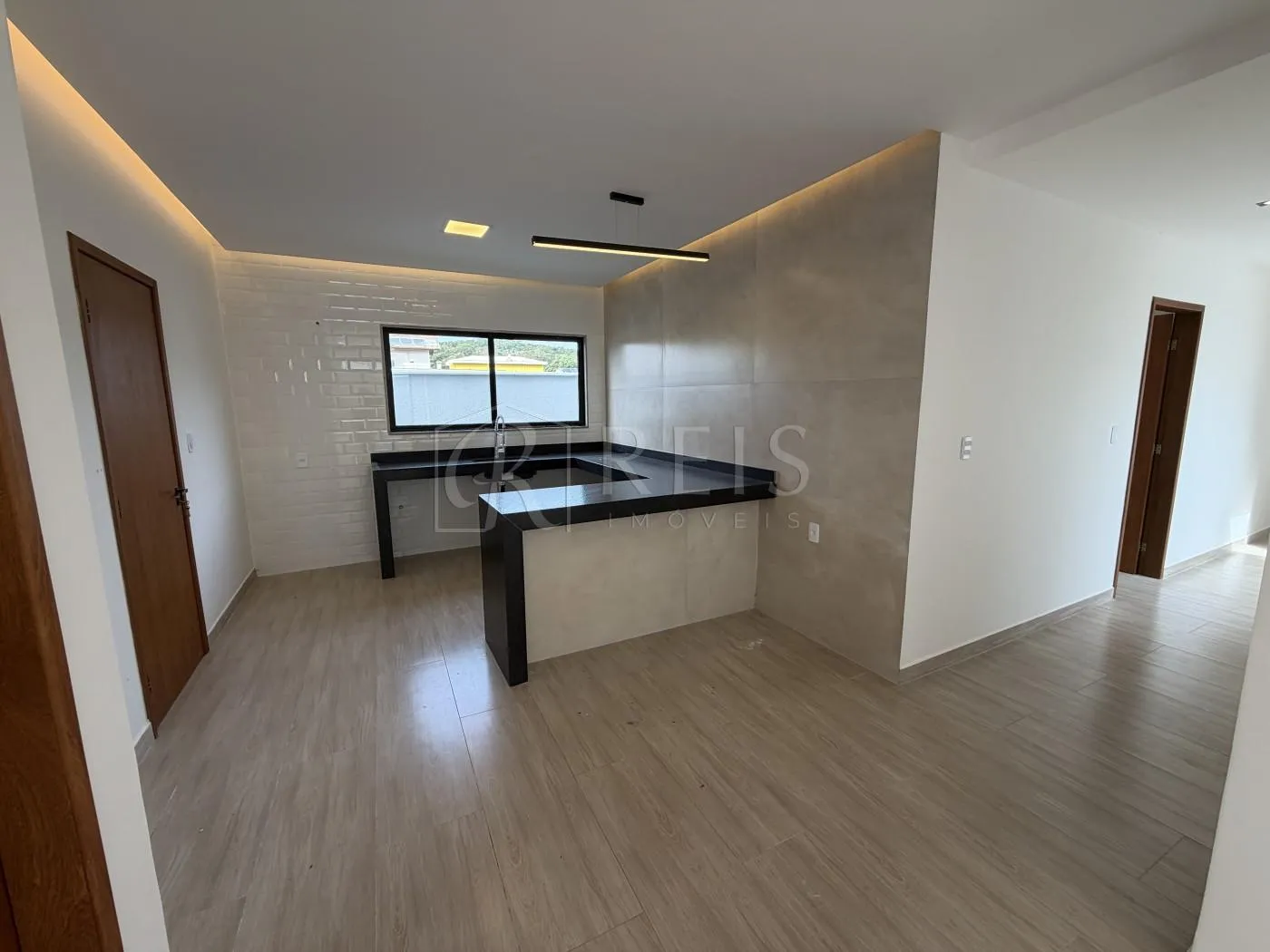 Imagem Casa para Venda em Rio das Ostras, Viverde, 4 dormitórios, 4 suítes, 5 banheiros, 4 vagas