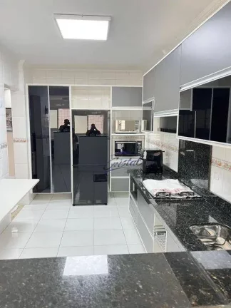 Imagem Apartamento com 3 dormitórios à venda, 133 m² por R$ 1.010.000,00 - Guilhermina - Praia Grande/SP