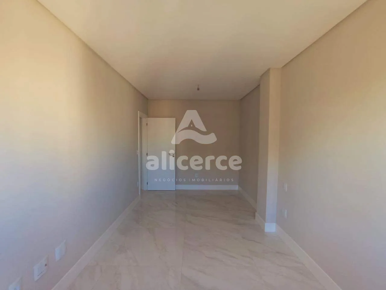 Imagem Apartamento elegânte e Confortável 89m2-2 Suítes, Sol da Tarde e Localização Privilegiada