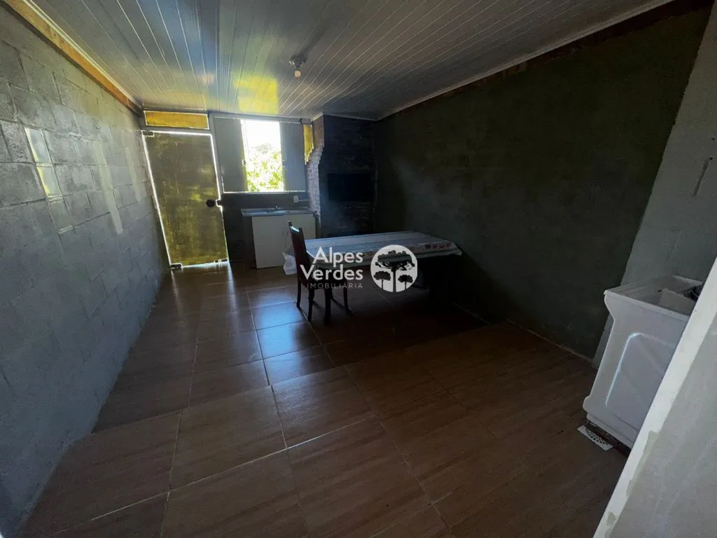 Imagem Vende-se Casa Geminada na Várzea Grande, com 02 dormitórios