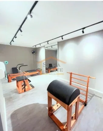 Imagem Apto reformado, 2 dormitórios, sendo 1 suíte, sala 2 ambientes, varanda gourmet, banheiro social, ...