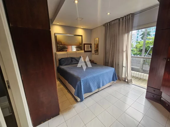 Imagem Apartamento amplo no Boqueirão com varanda e 04 quartos!