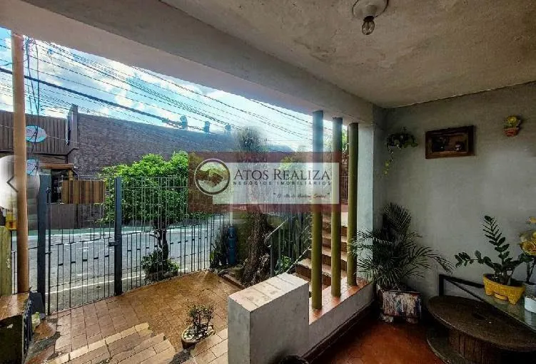 Imagem Vendo grande oportunidade na vila Brasiliana, região próximo ao Zoologico, casa térrea com área de 140m2, imóvel com 2 Dormitorios, 1 vaga de garagem. Valor de oportunidade imperdível, R$. 430k. Confira!!.