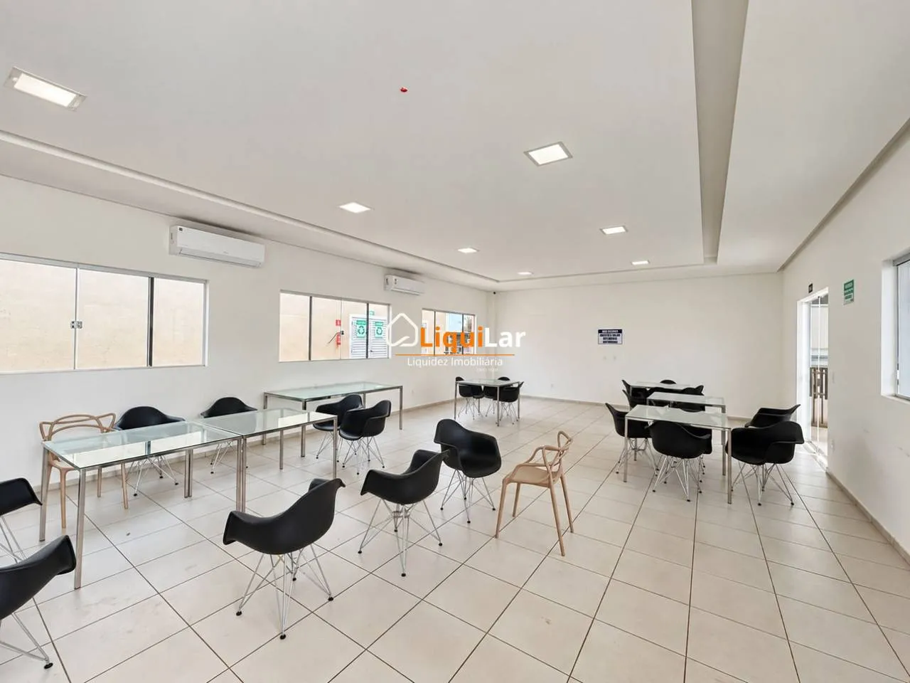 Imagem Apartamento com sacada Cel Antonino