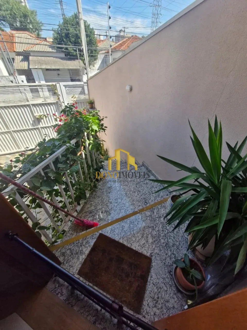 Imagem Sobrado 190 m² em Rudge Ramos | 3 Suítes | 5 Vagas