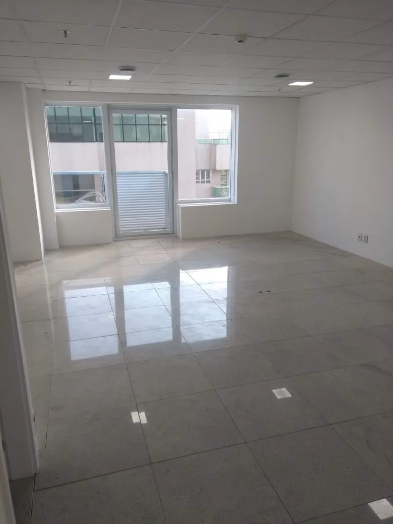 Imagem Sala Comercial andar alto no Green Office Cauaxi - Alphaville