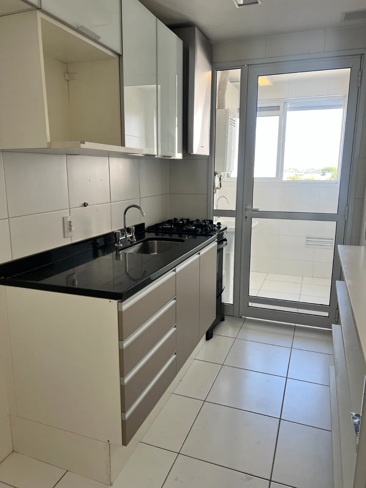 Imagem Apartamento para venda em Vila Anastácio com 2 quartos, sendo 1 suíte, 70m2