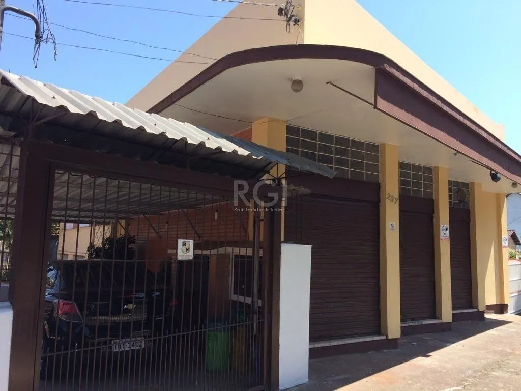 Imagem Casa para Venda - 233m², 4 dormitórios, 5 vagas - Nonoai