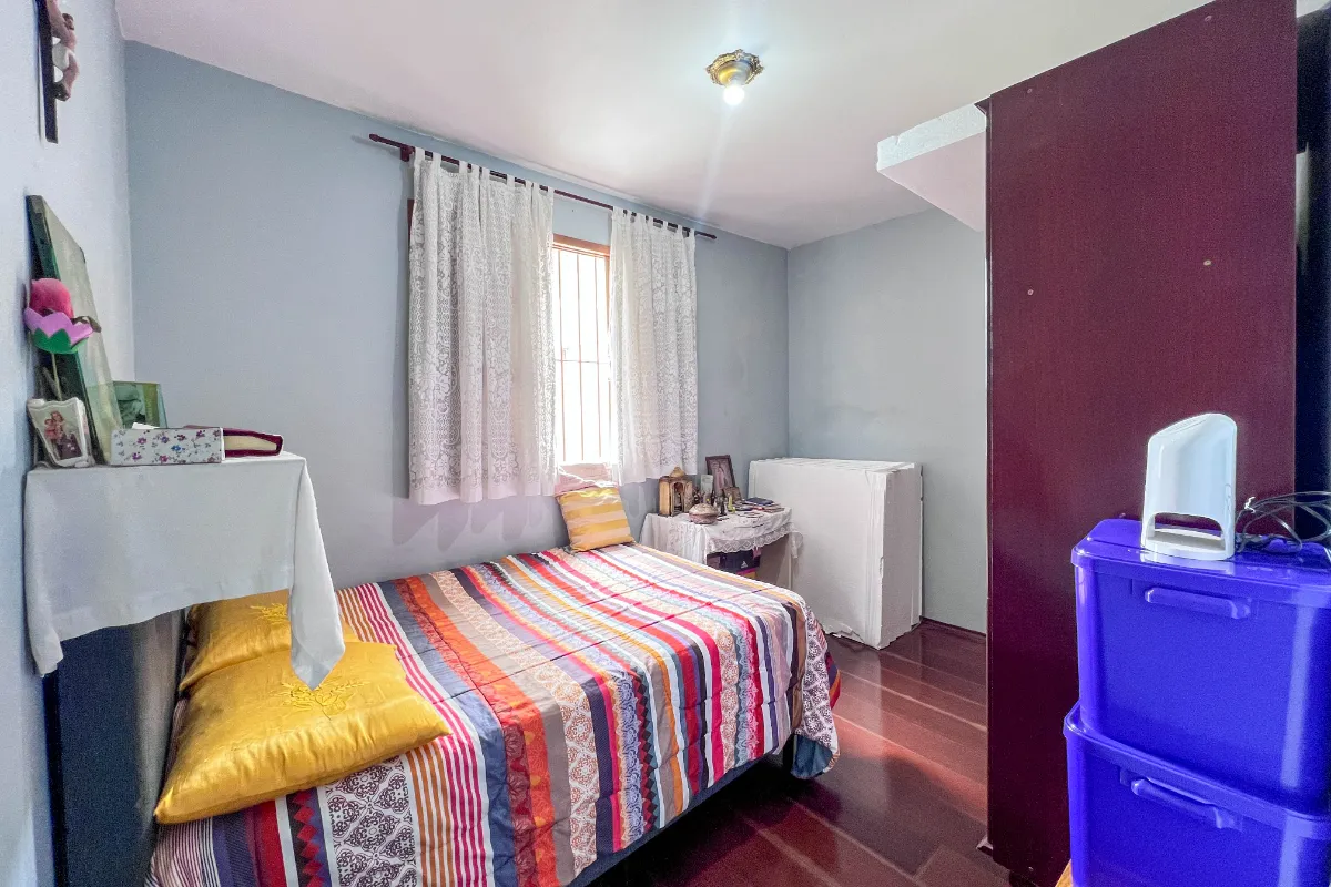 Imagem Casa de vila para venda em Suíssa com 3 quartos, 175m2