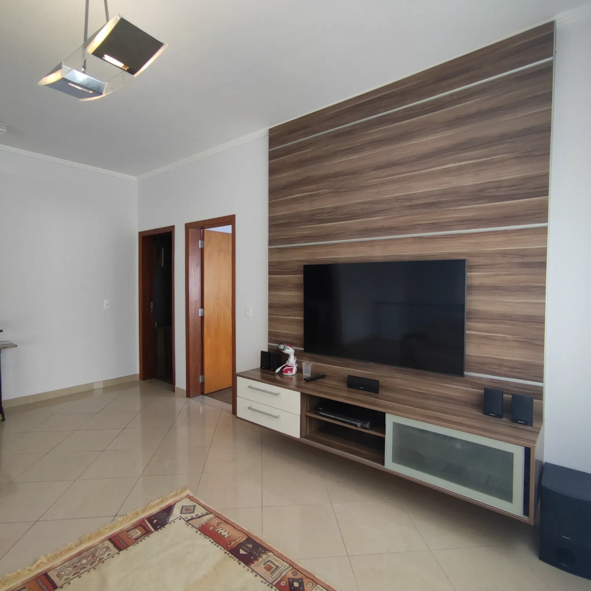 Imagem Casa de Condomínio com 4 Quartos à Venda, 374 m² em Medeiros - Jundiaí