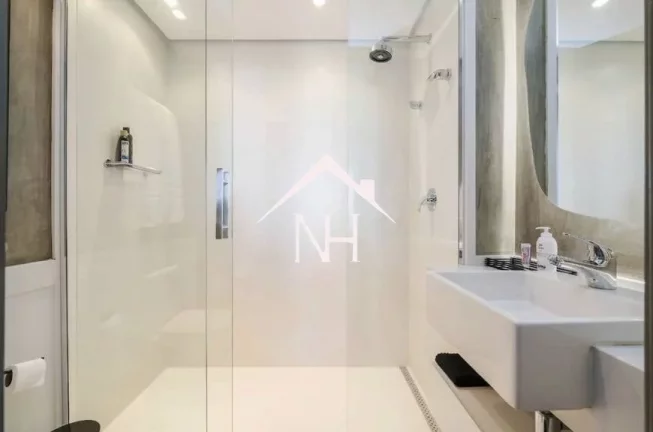 Imagem apartamento de 44m com 1 suíte, varanda, 1 vaga, Playground, Academia, Espaço Gourmet, Quadra Squash, Piscina aquecida, Churrasqueira, área verde