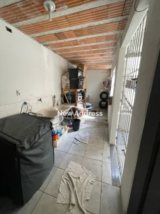 Imagem Casa com 2 Quartos à Venda no Bairro Tiradentes - Cariacica/ES