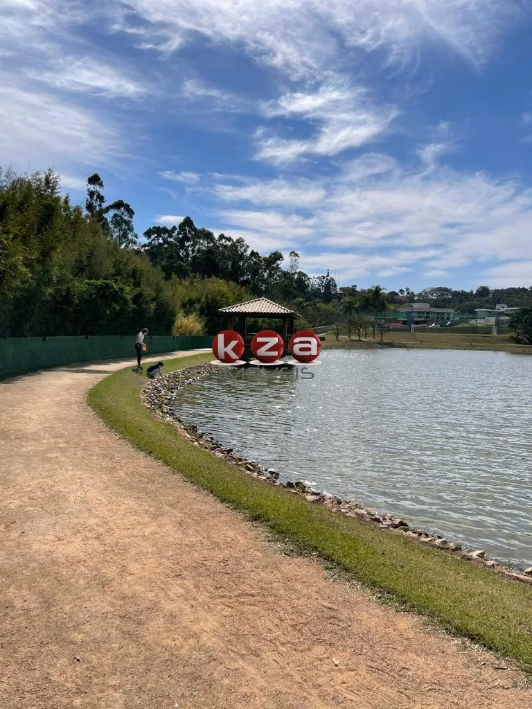 Imagem Terreno à venda em condomínio de alto padrão em Vinhedo-SP, 600m². Condomínio Residencial Arboretum. Fácil acesso as rodovias.