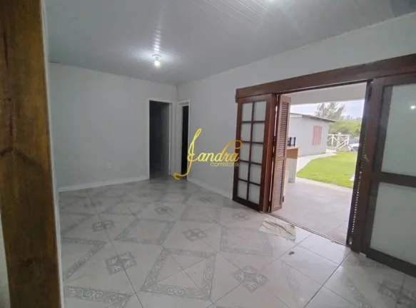 Imagem Casa Capão Novo 03 qdas mar 2 dormitórios garagem fechada