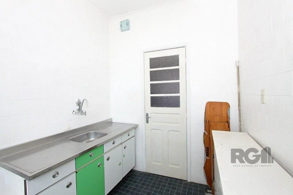 Imagem Excelente apartamento de 79m² com 2 dormitórios e 2 vagas.