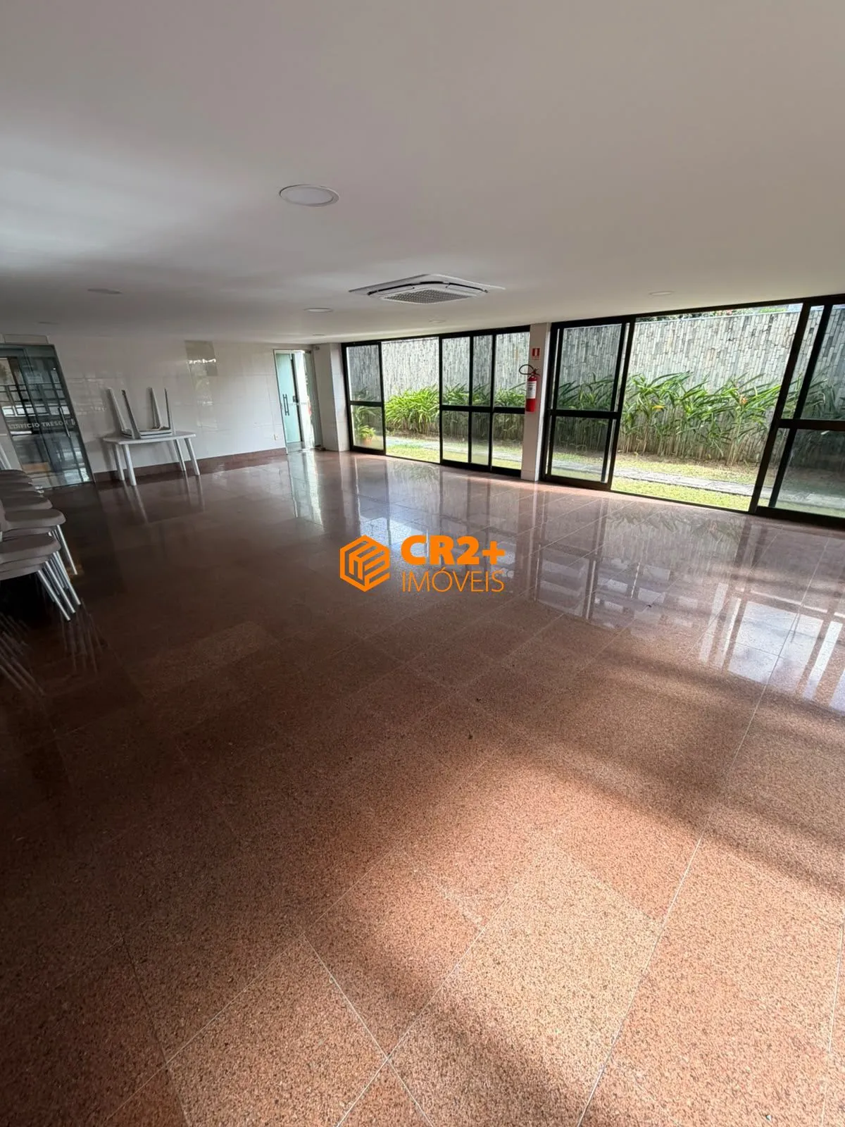 Imagem Vendo apartamento com 3 quartos, 2 suítes, 2 vagas, 134m2 em Casa Forte
