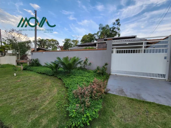 Imagem Casa no Balneário Princesa do Mar - em Itapoá, 3 quartos sendo 01 suíte