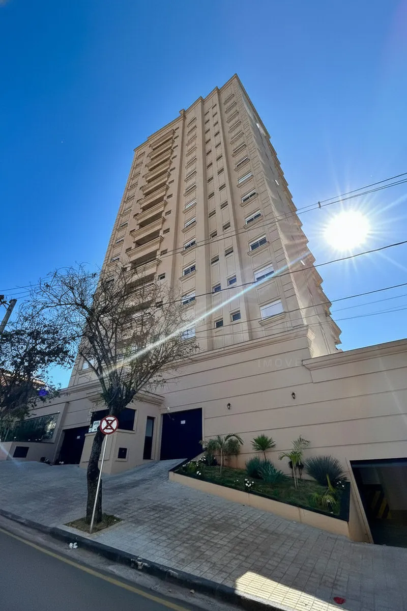 Imagem Apartamento 3 suítes à venda em Centro, Poços de Caldas