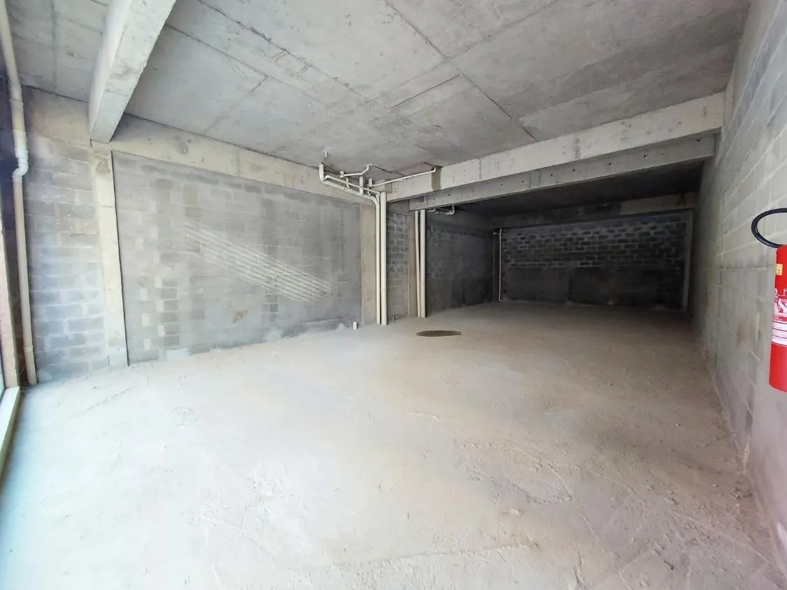 Imagem SALA COMERCIAL NO PORTAL DE VINHEDO - PINHEIRINHO