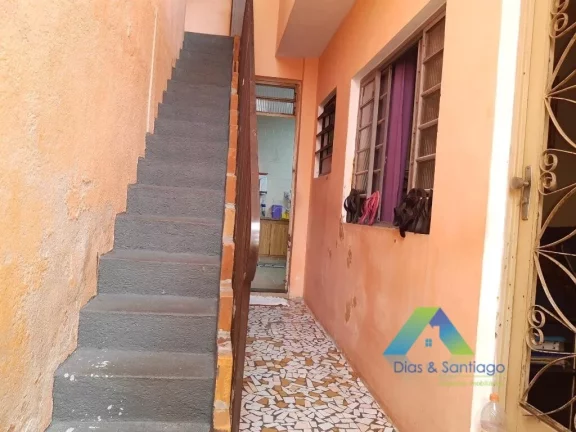 Imagem Sobrado 165 m² com 2 dormitórios, , edicula em cima com imenso quintal tipo varanda
