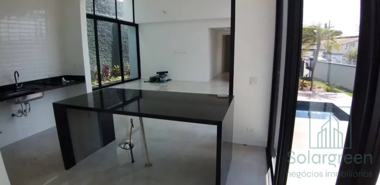 Imagem Casa com 3 Quartos Suítes, à Venda, 235 m² por R$ 1.800.000 em Atibaia