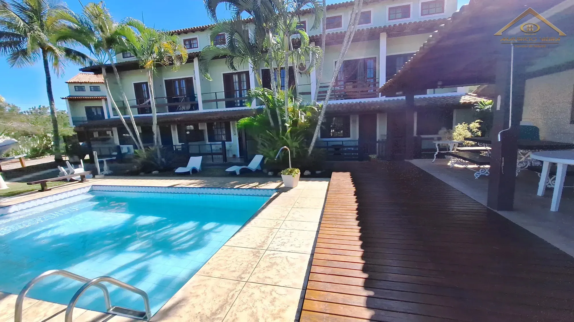 Imagem Casa triplex no Canal da Ogiva à venda