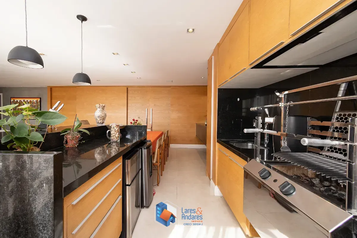 Imagem Apartamento para venda em Saúde com 4 quartos, sendo 2 suítes, 160m²