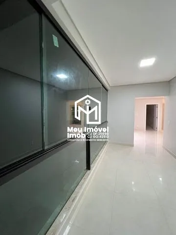Imagem Casa 3 Quartos 3 Suítes 2 Vagas 300m² STR de Mansões Guará 2