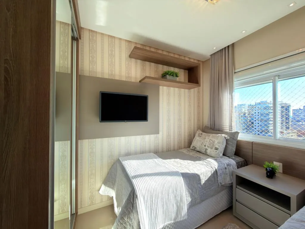 Foto do imóvel: Apartamento 2 Dormitórios - Bairro Zona Nova em Rua Largo II