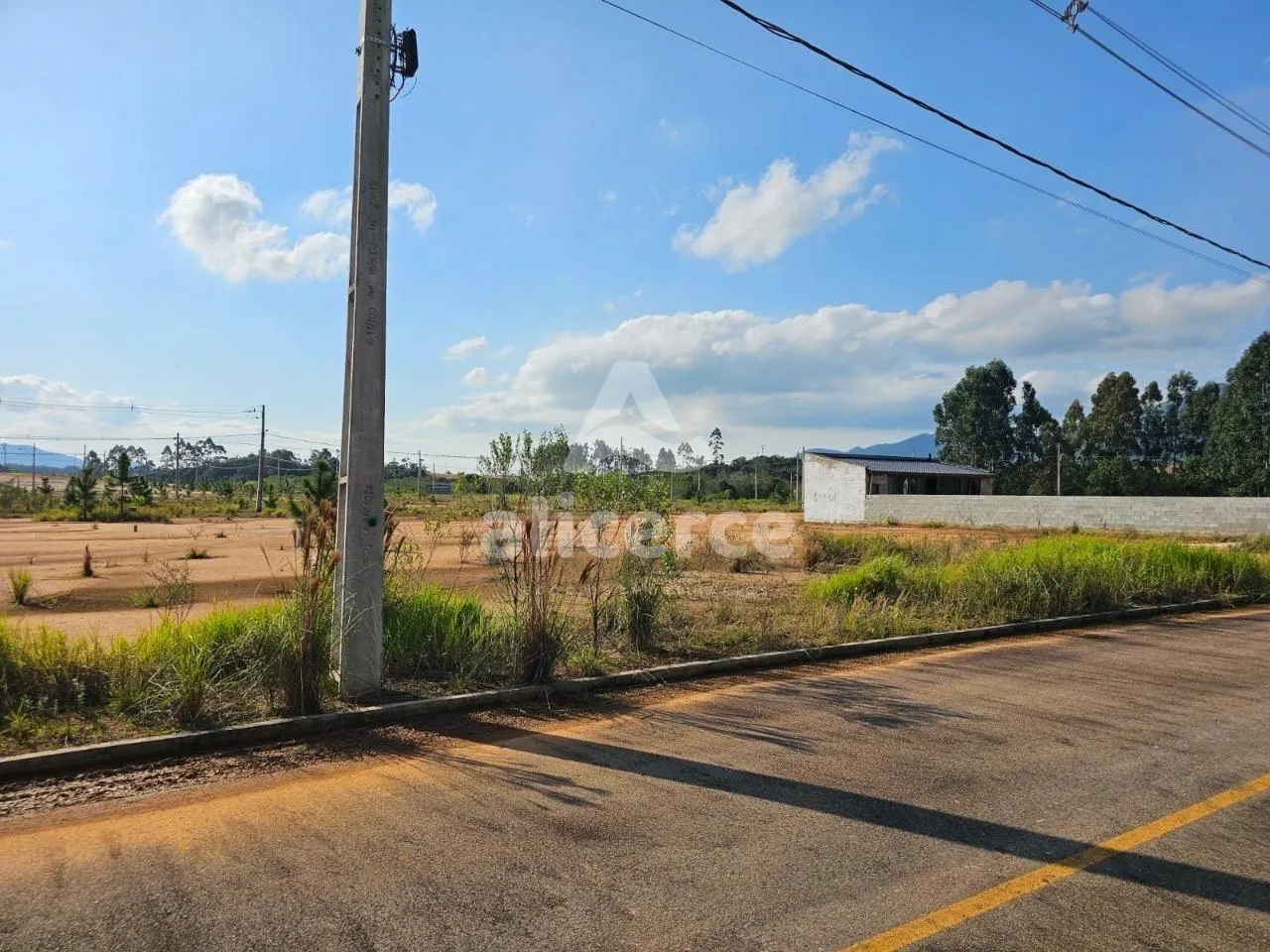 Imagem Terreno à venda com , 360m² em Parque Industrial Sul Governador Celso Ramos