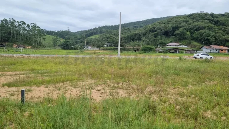 Terreno para Venda no bairro Baú Baixo. em Ilhota