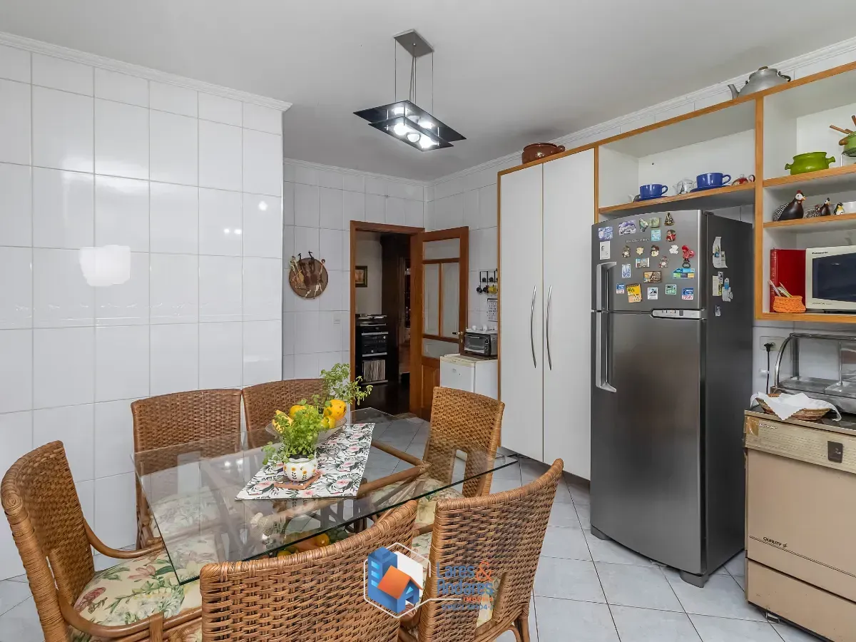 Imagem Casa no condomínio Chácara Vale do Rio Cotia para venda com 4 quartos, sendo 1 suíte, 336m²