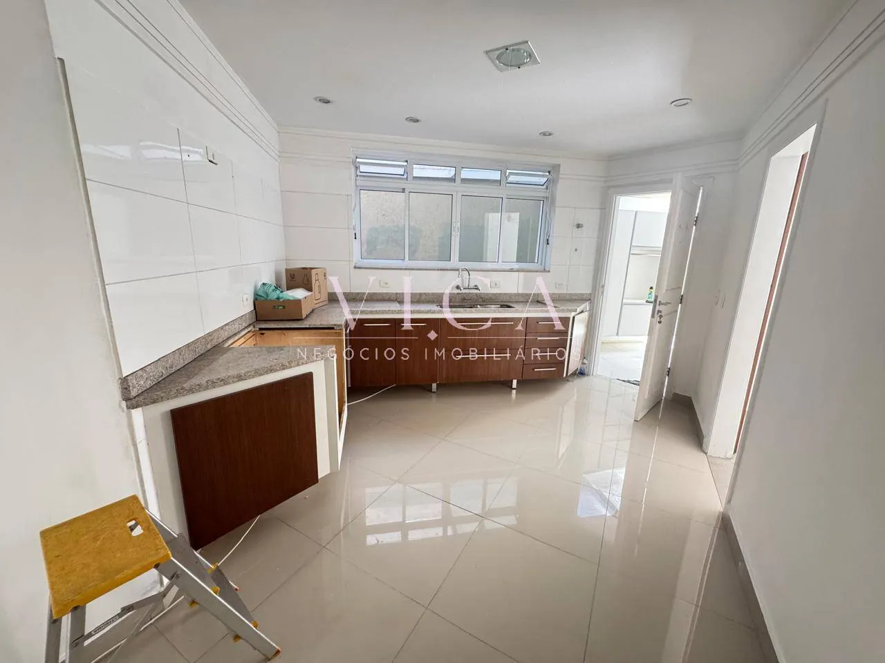 Imagem Alphaville 03 - Casa 5 dormitórios 300m² para aluguel por R$ 12.000/mês