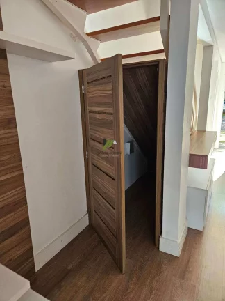 Imagem CASA SEMI MOBILIADA EM EXCELENTE LOCALIZAÇÃO