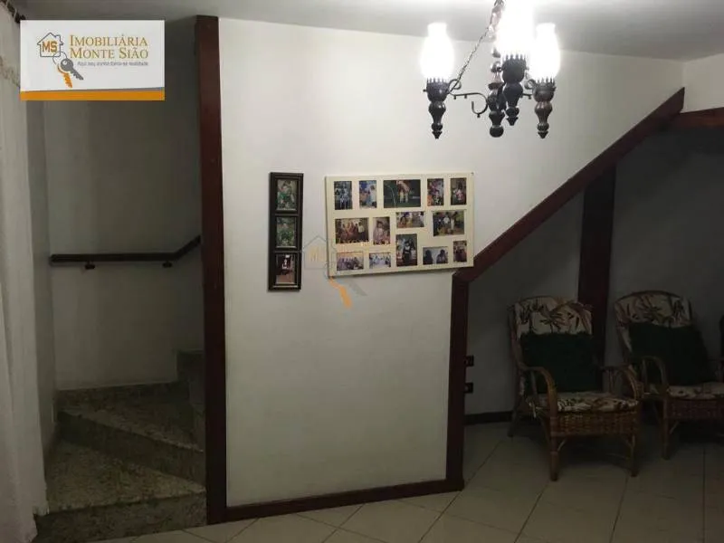 Imagem Sobrado com 5 dormitórios à venda, 200 m² por R$ 583.000,00 - Jardim Bela Vista - Guarulhos/SP
