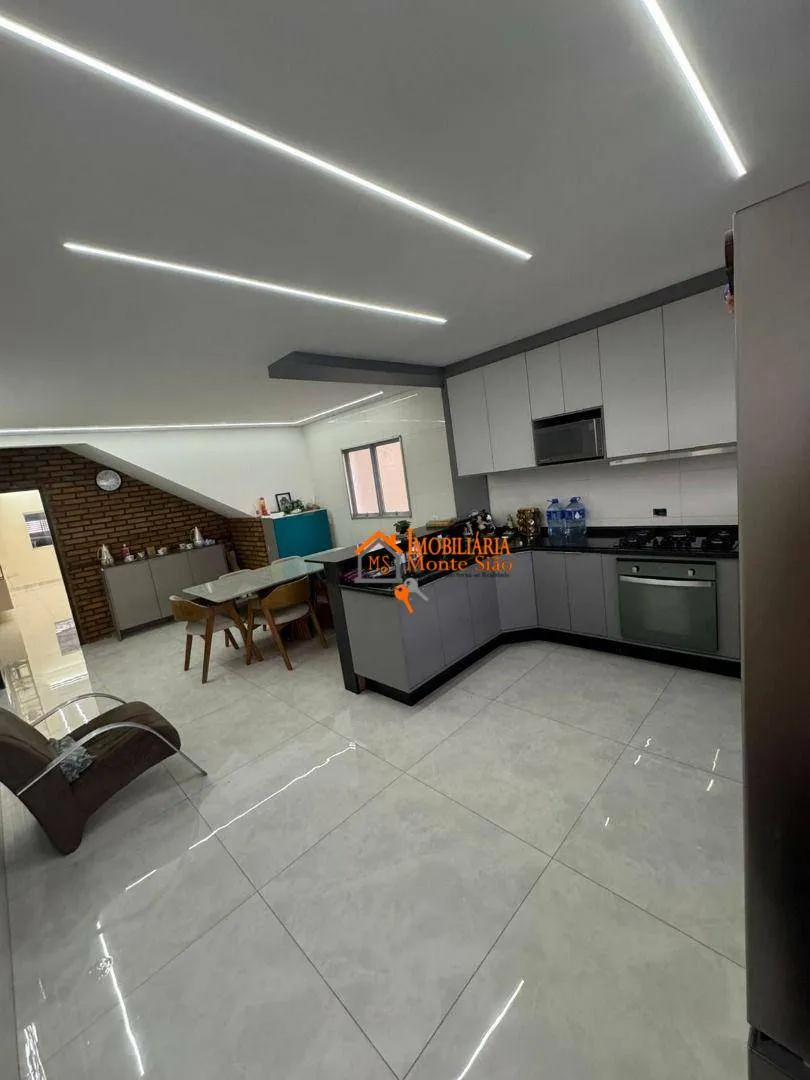 Imagem Sobrado com 5 dormitórios à venda, 431 m² por R$ 850.000,00 - Parque Continental II - Guarulhos/SP