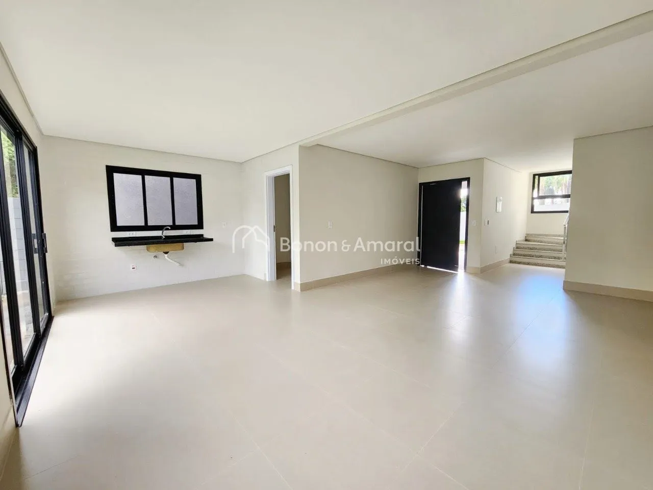 Imagem Sobrado para venda no Residencial Saint Moritiz na cidade de Paulínia/SP