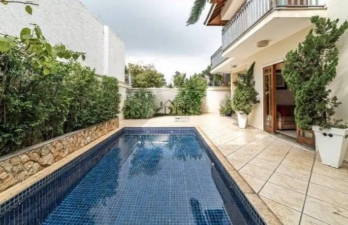Imagem Casa para Venda em São Paulo, Horto Florestal, 4 dormitórios, 2 suítes, 5 banheiros, 4 vagas