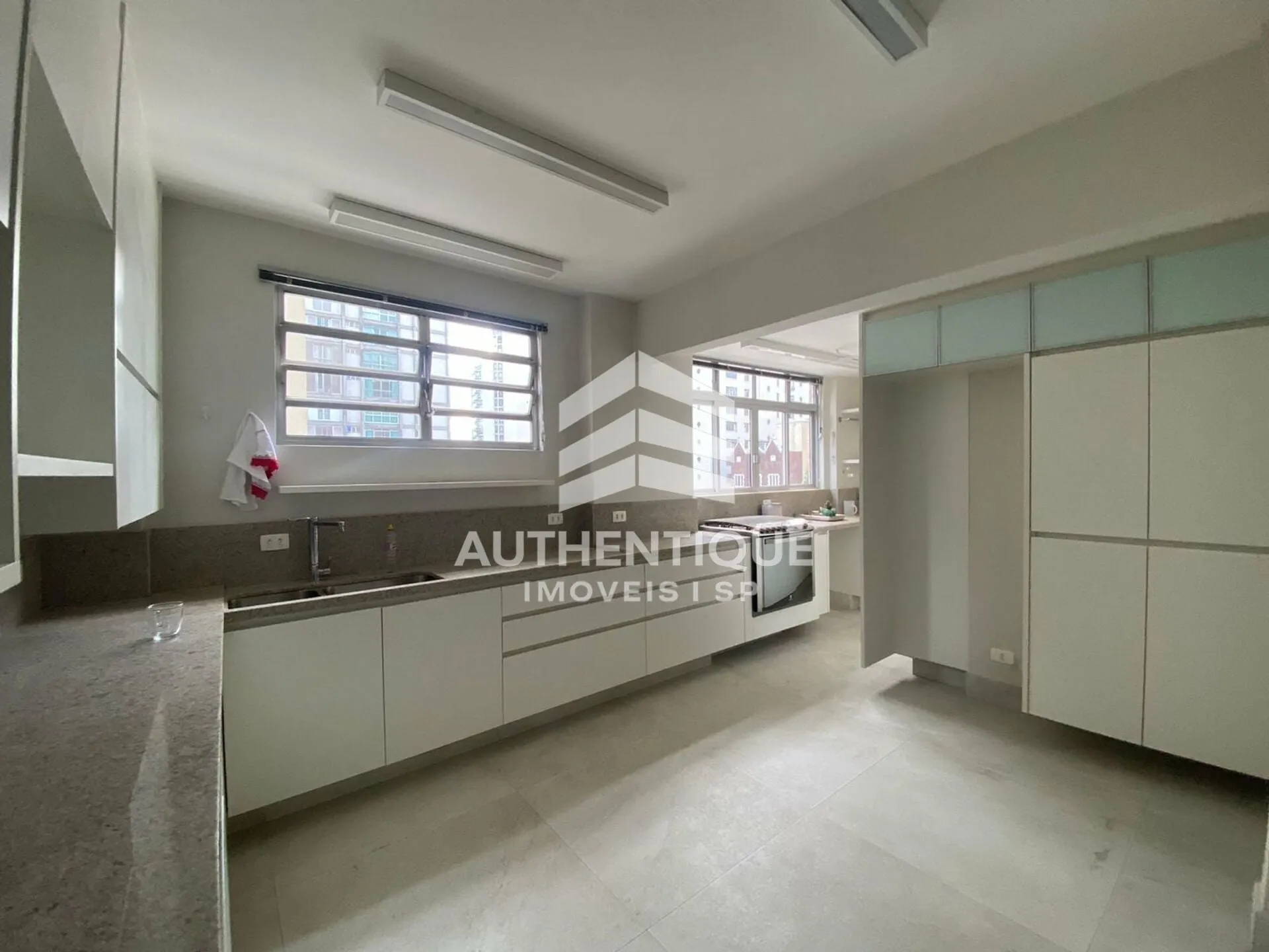 Imagem Claudia - Jardim América - Apartamento à venda no bairro Cerqueira César - São Paulo/SP, Zona Sul
