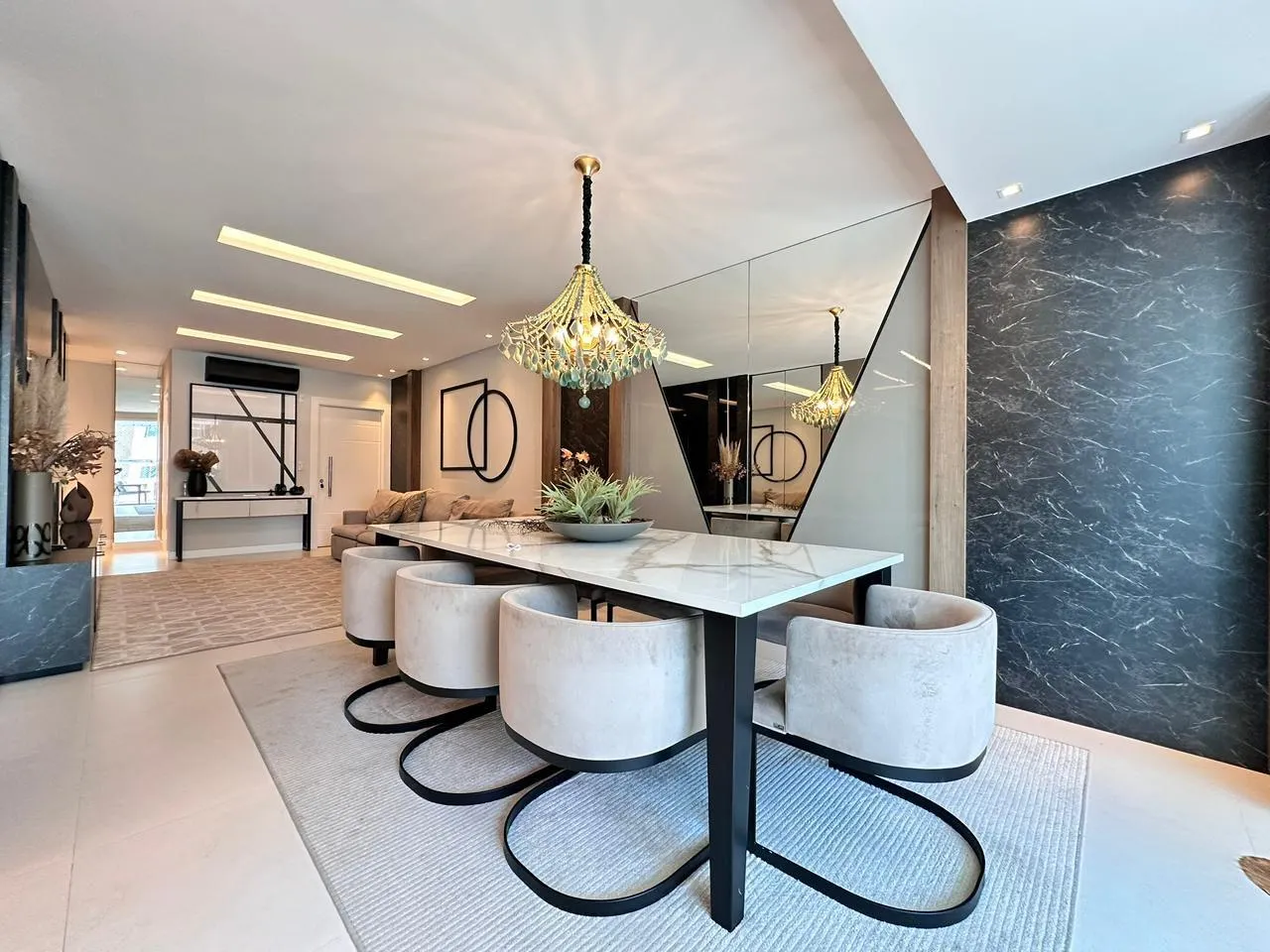 Imagem Apartamento à venda com 141m2 por R$ 2.300.000,00