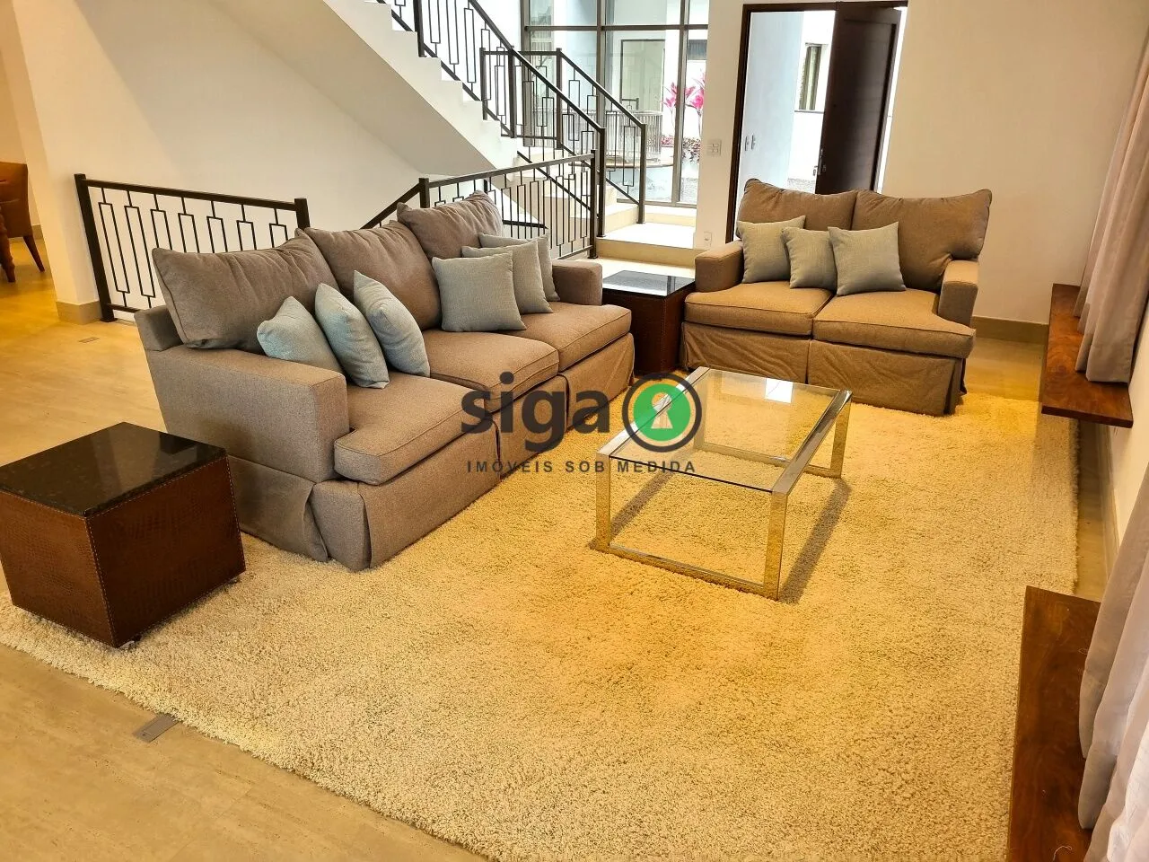 Foto do imóvel Casa em Condomínio a venda com 4 Quartos no Alto da Boa Vista.