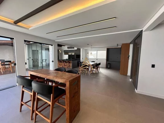 Imagem Casa com 4 suítes sendo 1 master à venda, 400 m² por R$ 7.800.000 - Estados - Balneário Camboriú/SC