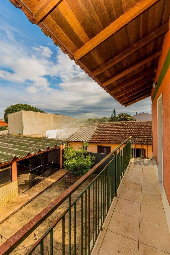 Imagem Casa de 4 dormitórios no bairro Espírito Santo