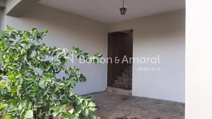 Imagem Casa à Venda 4 Quartos e 2 suítes - Jardim Paraíso - 266 m²