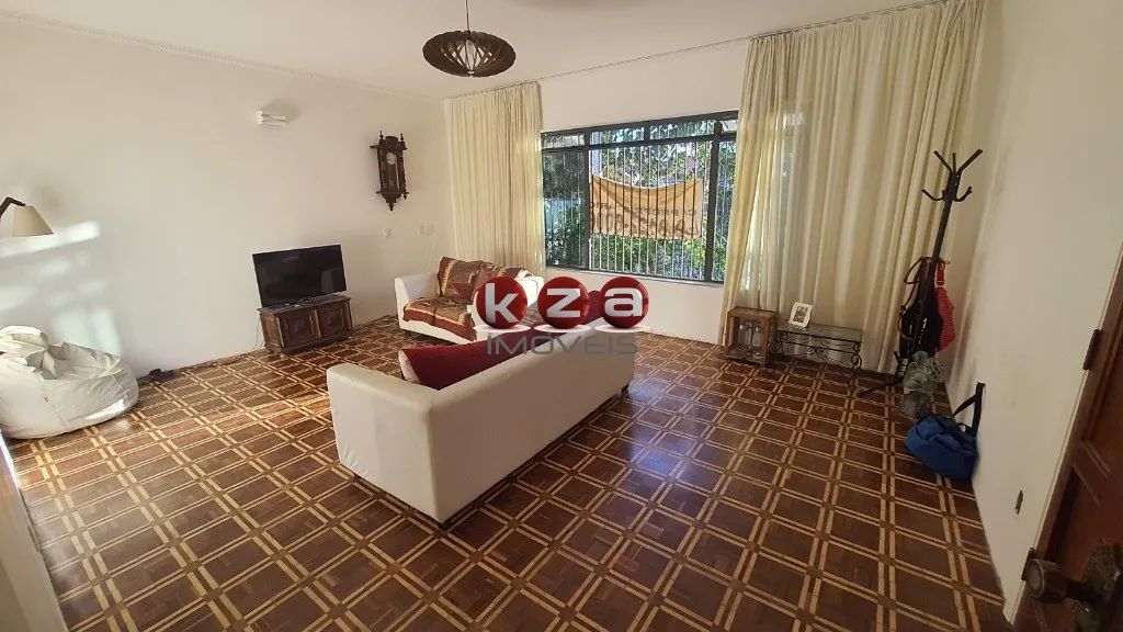 Imagem Casa térrea em Valinhos para venda com 3 dormitórios sendo 2 suítes com edícula de 2 dormitórios