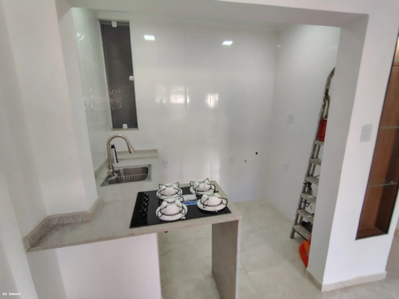 Imagem Apartamento para Locação em Araruama, Parque Hotel, 1 dormitório, 1 banheiro, 1 vaga