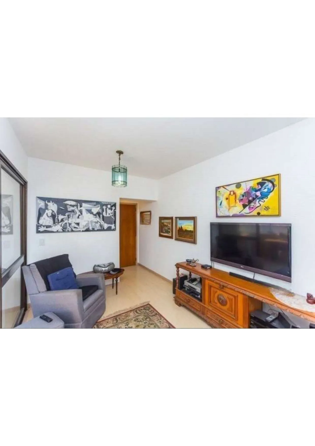 Imagem APARTAMENTO 2 DORMITÓRIOS, 2 SACADAS, GARAGEM. BAIRRO INDEPENDÊNCIA