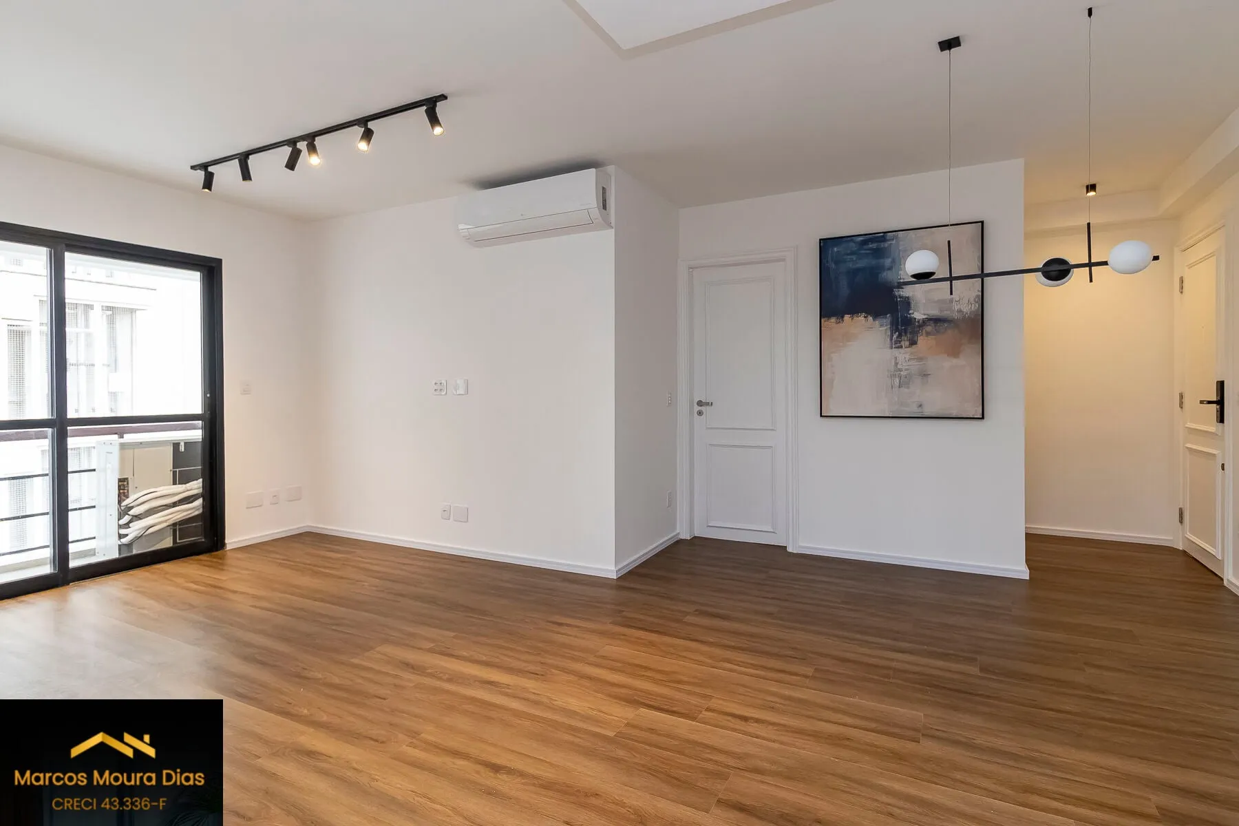 Imagem Apartamento 3 Dormitórios 1 Suíte 2 Vagas na Vila Olímpia Reformado